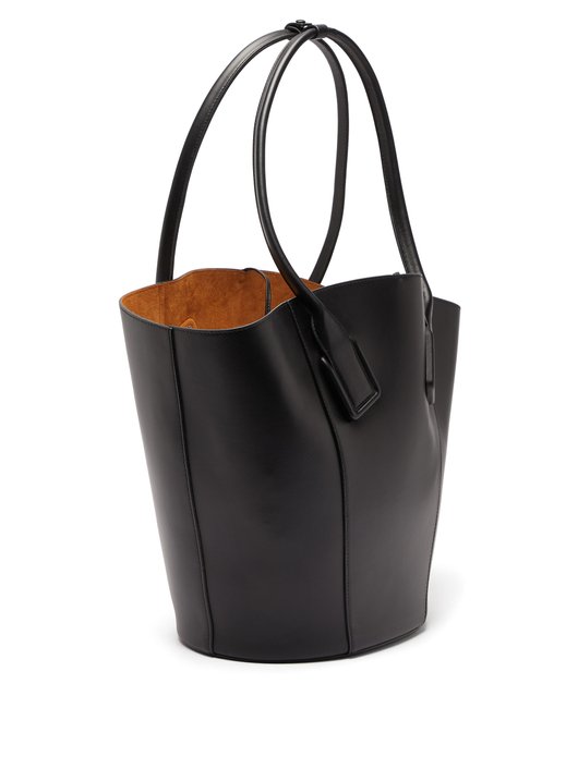 Basket large leather tote bag