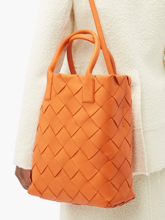 Maxi Cabat Intrecciato leather tote bag