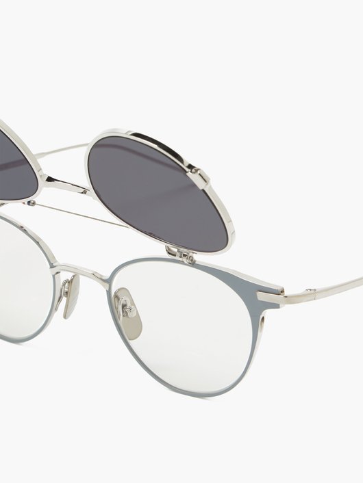 Clip-on lens round sunglasses