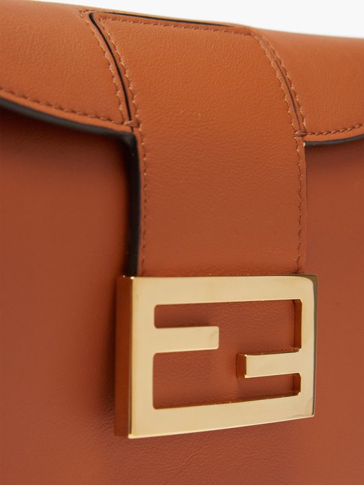 Croissant FF-logo leather shoulder bag