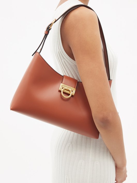 Trifolio leather shoulder bag