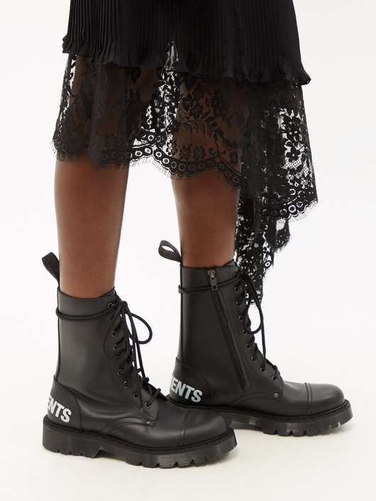 Logo-print lace-up leather boots