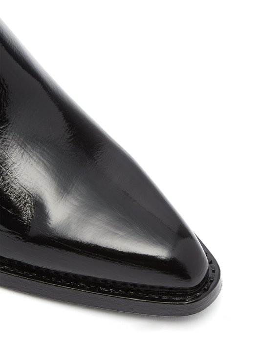 Saint Laurent Dakota leather chelsea boots