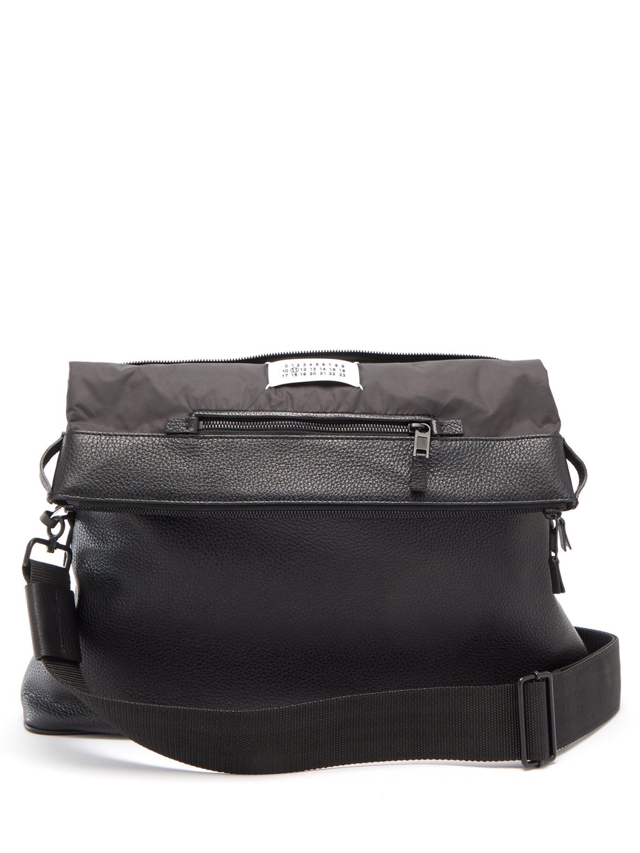메종 마르지엘라 Maison Margiela Black 5AC grained-leather cross-body bag