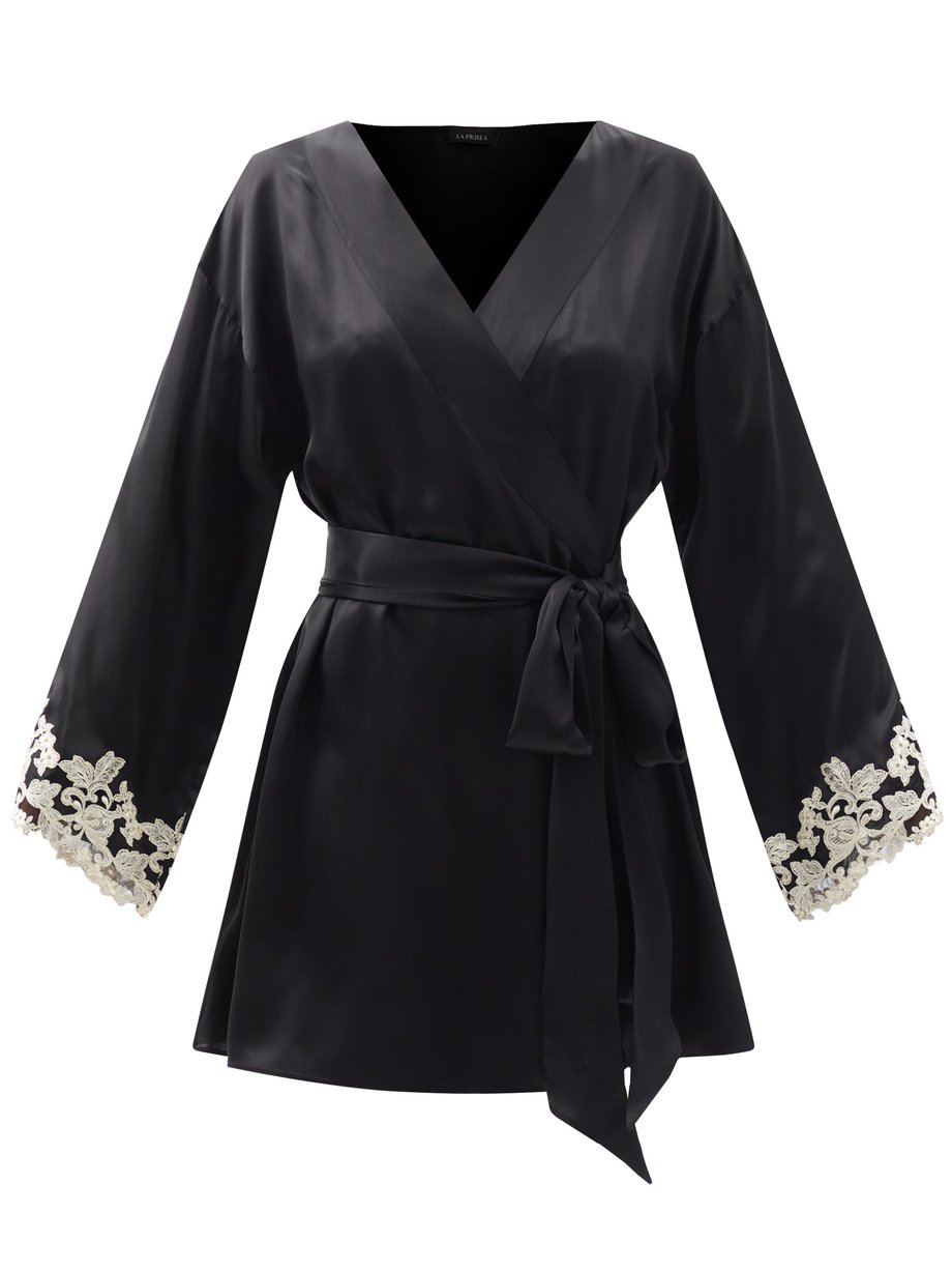 Black Maison Short Lace Trim Silk Blend Satin Robe La Perla Matchesfashion Uk