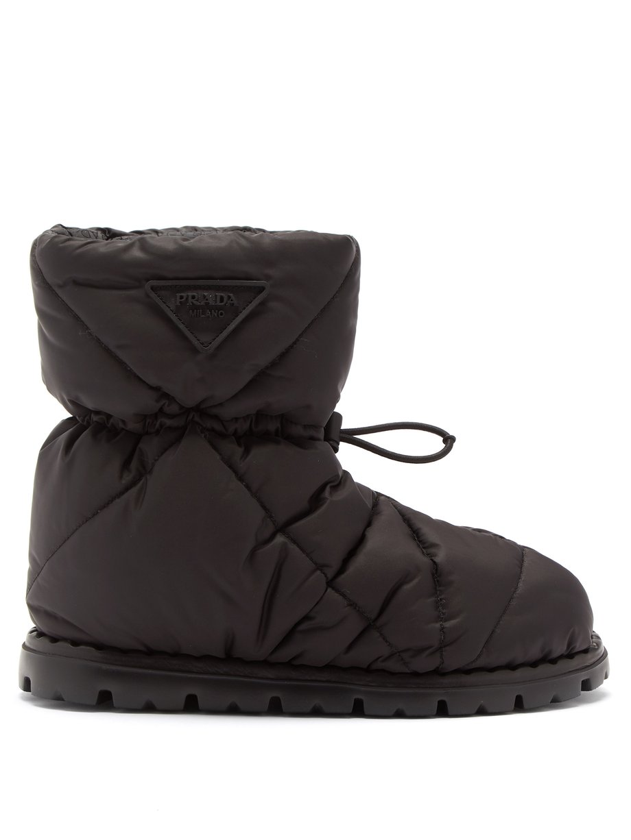 Black Padded Re-Nylon snow boots | Prada | MATCHESFASHION US