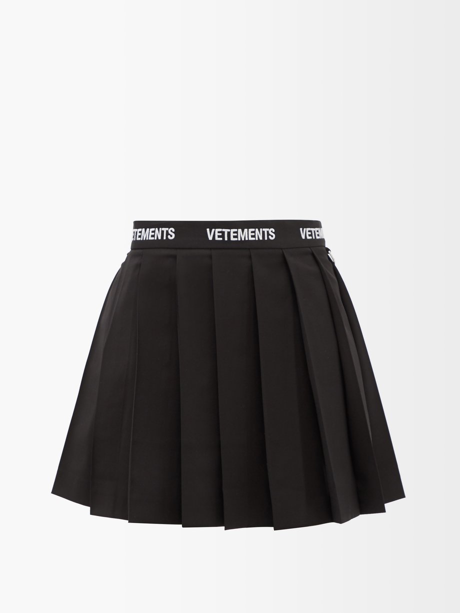 Black Pleated virgin wool-blend mini skirt | Vetements | MATCHESFASHION UK