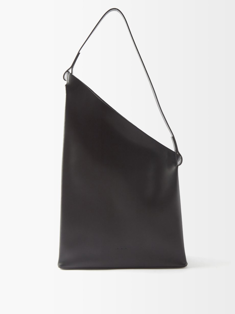 Aesther Ekme Aesther Ekme Sway asymmetrical leather shoulder bag Black ...