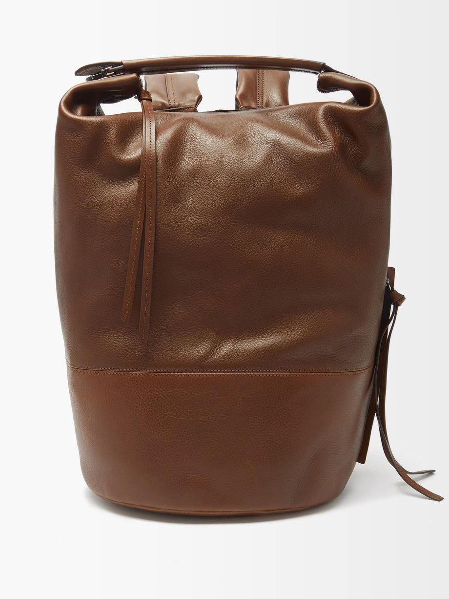 르메르 그레인 가죽 백팩Lemaire Brown Grained-leather backpack