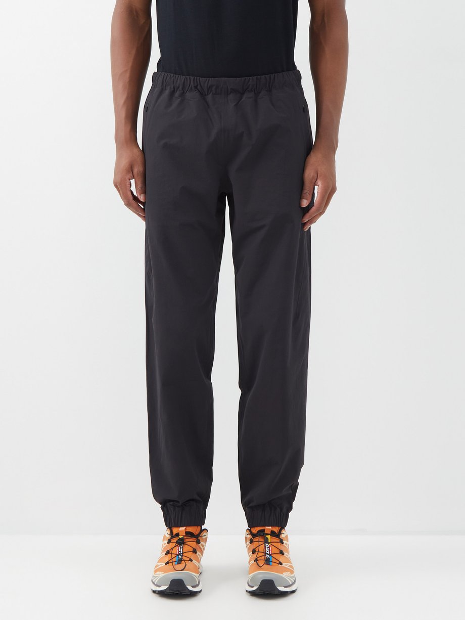 Veilance BLACK Secant nylon-blend track pants | 매치스패션, 모던 럭셔리 온라인 쇼핑