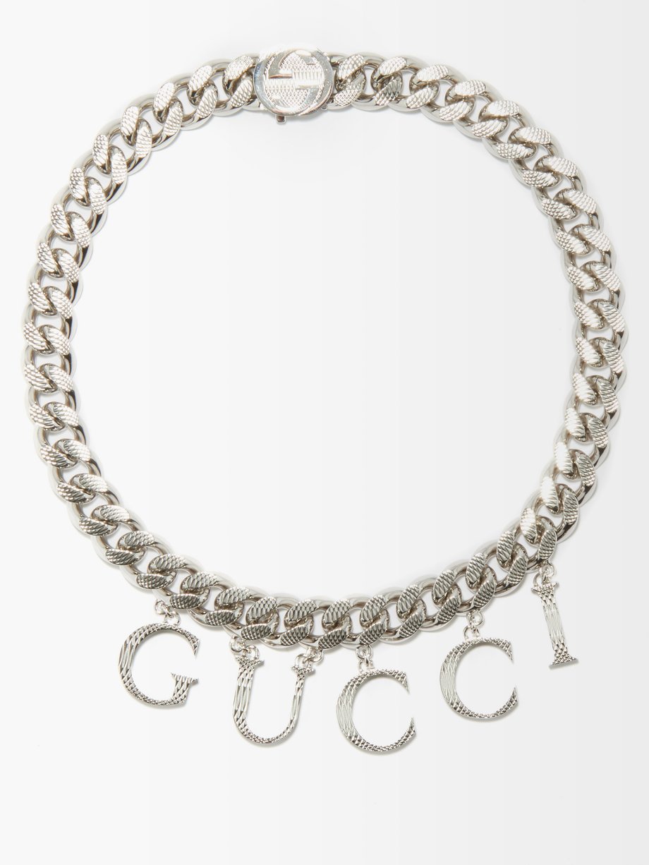 Gucci Metallic Gucci Script-pendant choker | 매치스패션, 모던 럭셔리 온라인 쇼핑