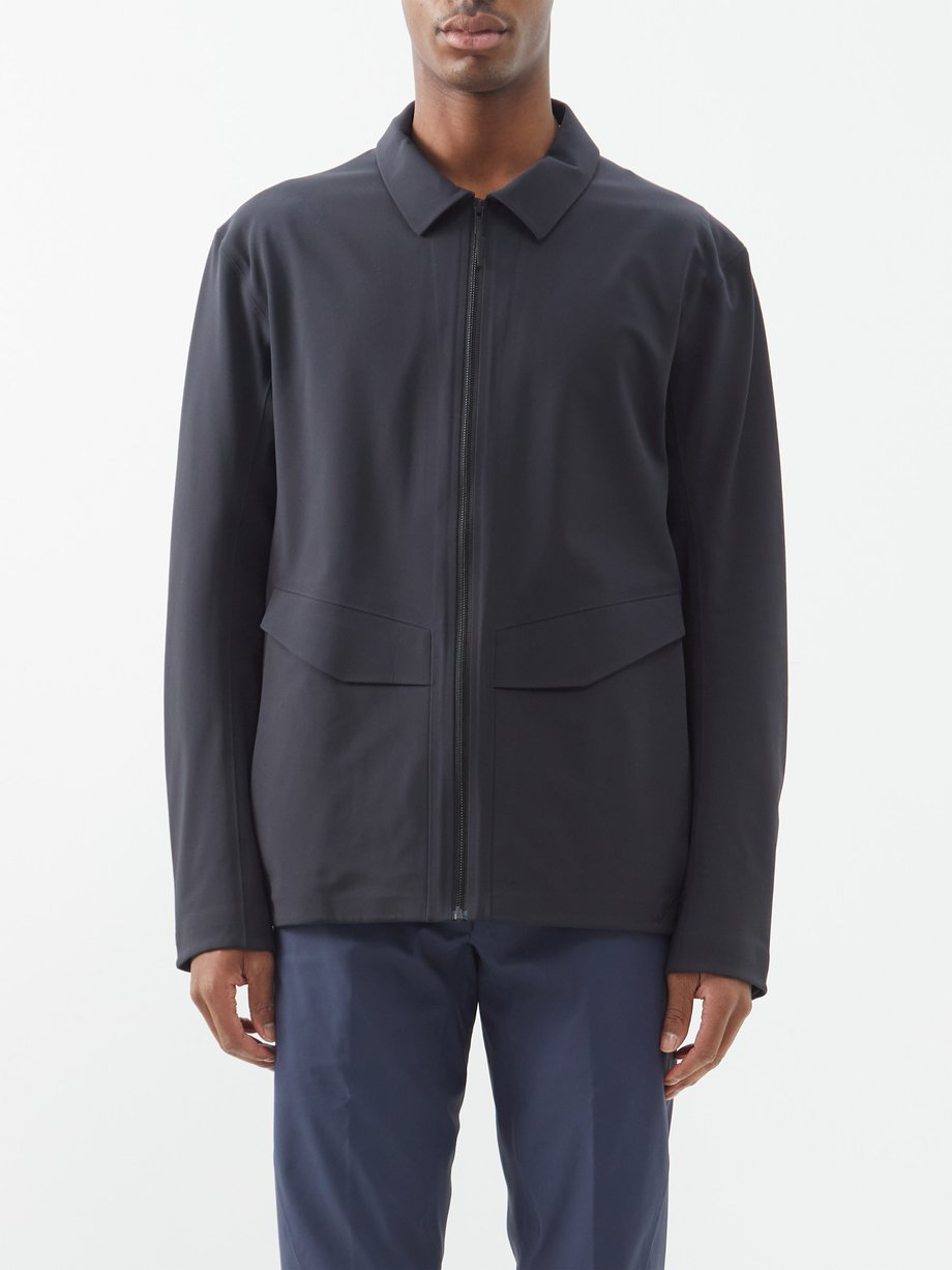 Veilance Black Spere flap-pocket nylon-blend jacket | 매치스패션, 모던 럭셔리 온라인 쇼핑