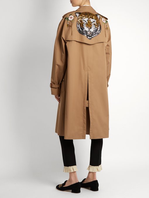 Tiger-appliqué double-breasted trench coat | Gucci | MATCHESFASHION US