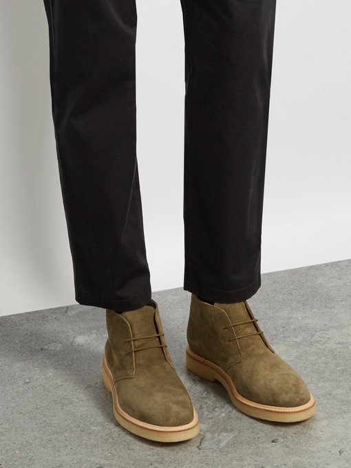 Suede chukka boots | Common Projects 