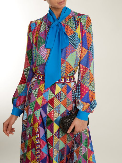 Veddar patchwork-print silk blouse展示图