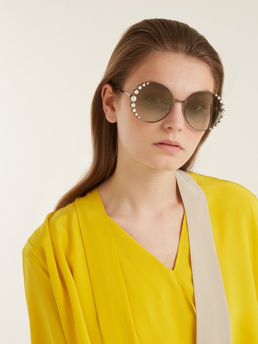 fendi round sunglasses with pearls