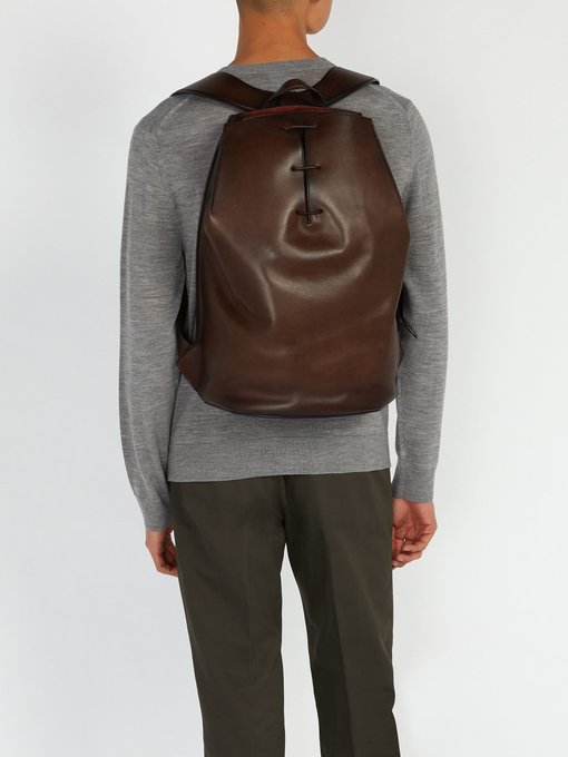 Lace-up leather backpack展示图