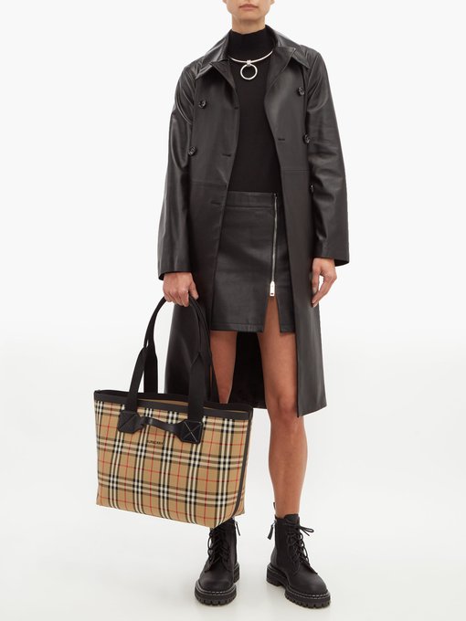 burberry bag outfit