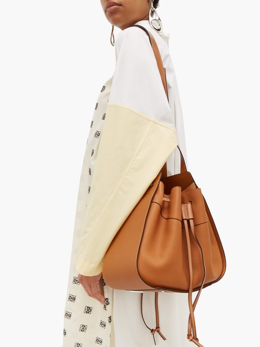 Hammock medium leather tote bag | Loewe | MATCHESFASHION US